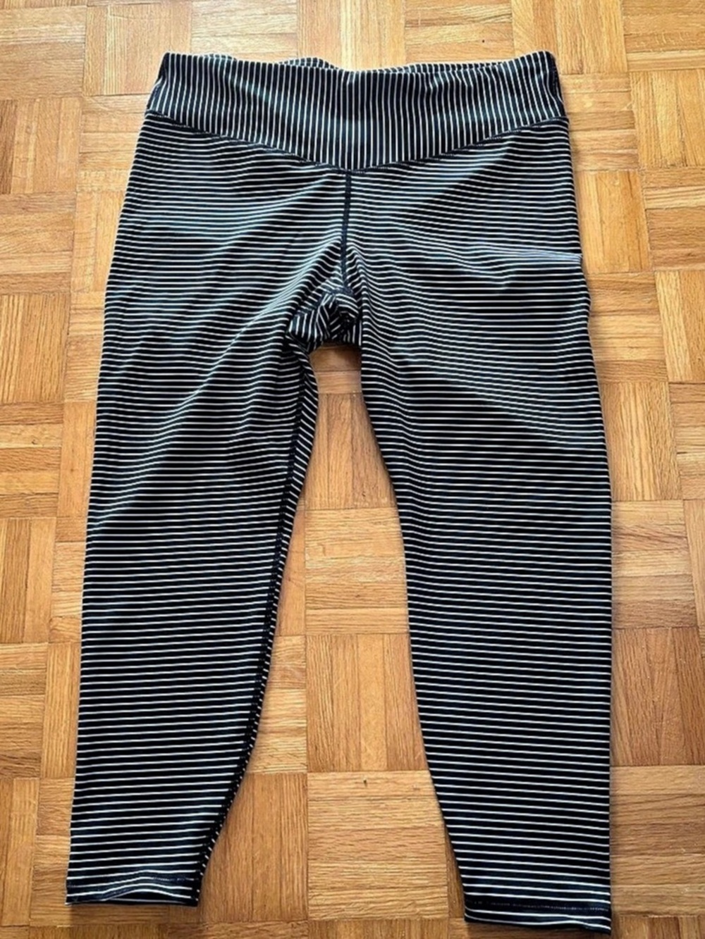 GapFit Striped Leggings in Black & White Size XL
